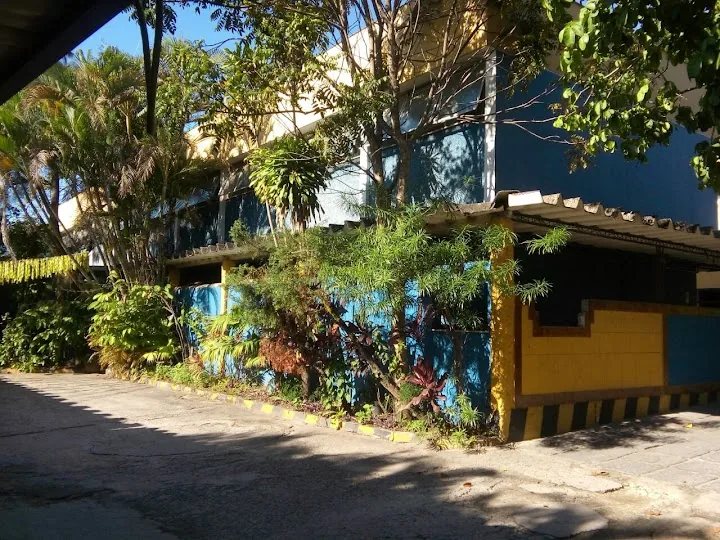 Arsenal Hotel e Motel
