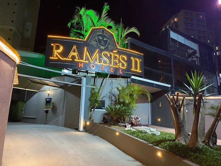 Ramsés II