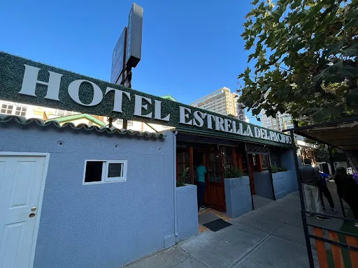 Hotel Estrella en Renaca