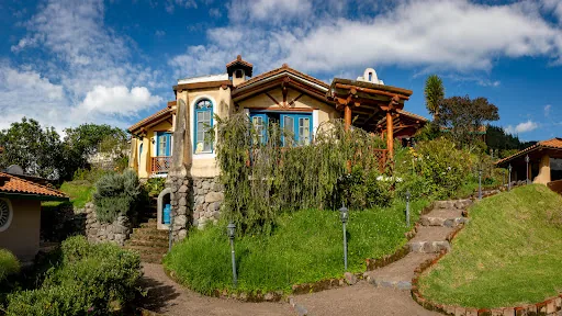 Llullu Llama Mountain Lodge en Saquisili, Ecuador