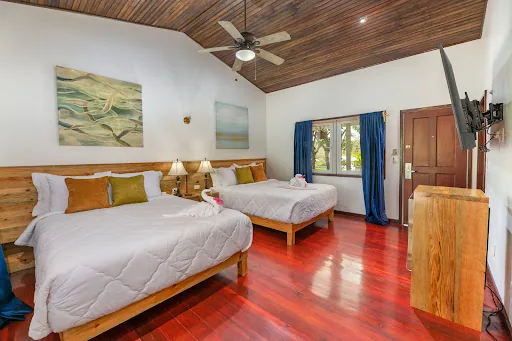 Hotel and Dive Center Roatan Yacht Club en French Harbor, Honduras