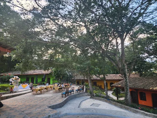 Hotel La Arboleda Colonial en Gracias, Honduras