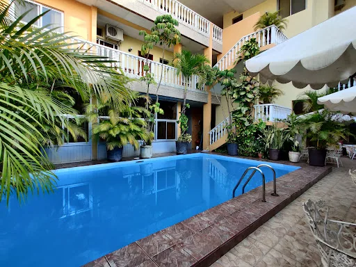 Hotel Y Restaurante El San Carlos en La Entrada, Honduras
