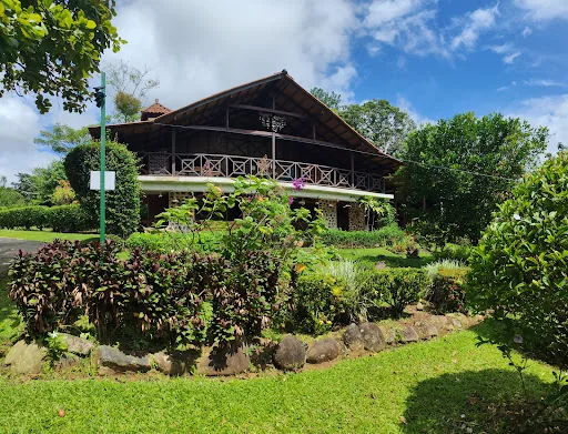 La Qhia Eco Retreat en Canazas, Panamá