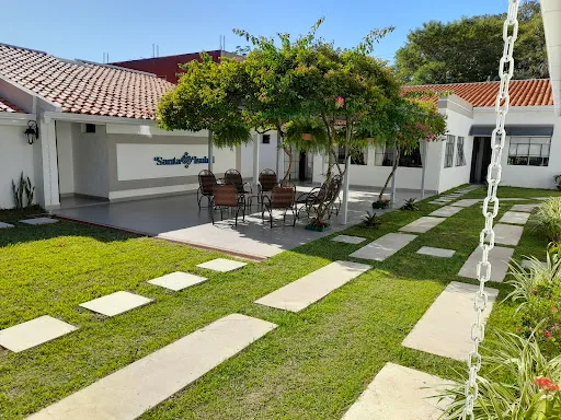 Hotel Santa Isabel en San Juan Bautista, Paraguay