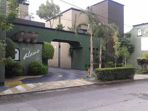 Motel Alamo | Leon